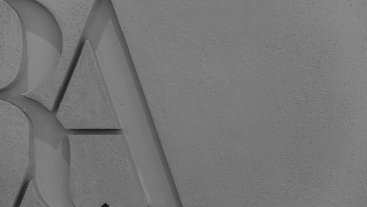 20 Best Elegant Serif Fonts to Elevate Your Branding and Designs