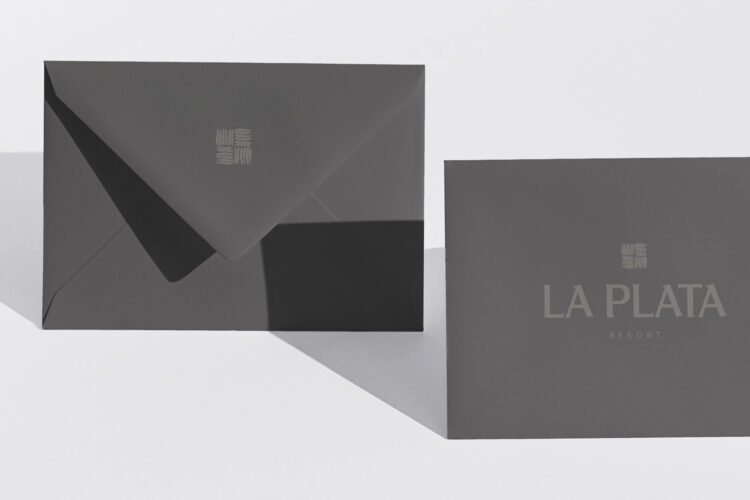 Lamrata Font